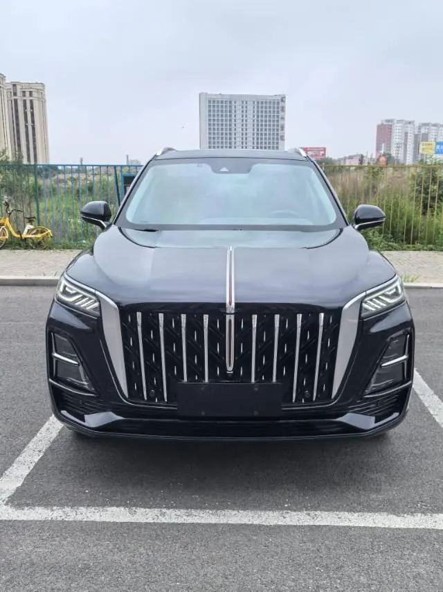 HongQi 2023 HS5 2.0T 4-wheel drive flag enjoy Pro version automatic gear 2