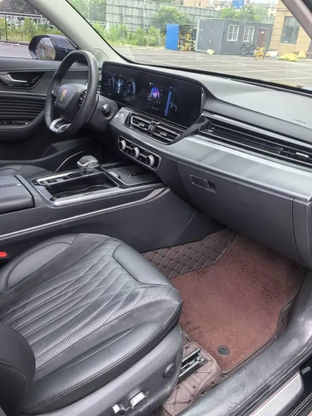 HongQi 2023 HS5 2.0T 4-wheel drive flag enjoy Pro version automatic gear 8