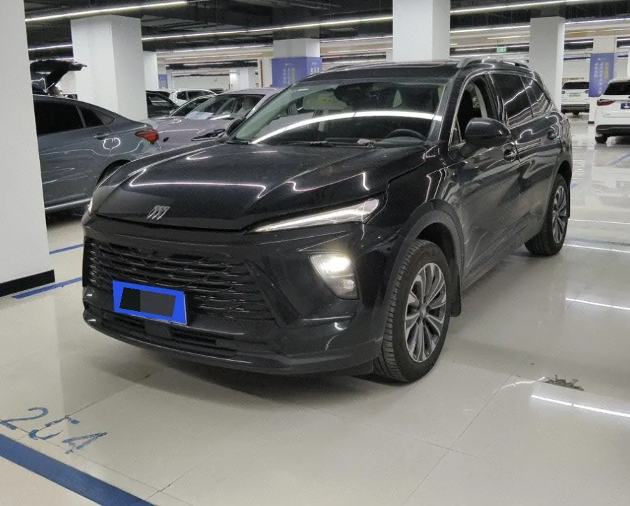 打开图片灯箱:Buick 2026 Angkewei Plus 2.0T 28T Two-Drive Platinum Edition Automatic Gear