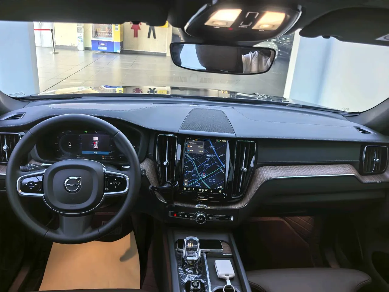 Volvo XC60 New Energy 2024 XC60 PHEV 2.0T T8 Long Endurance Four-wheel Drive Zhiyuan Deluxe Edition Automatic Gear 7