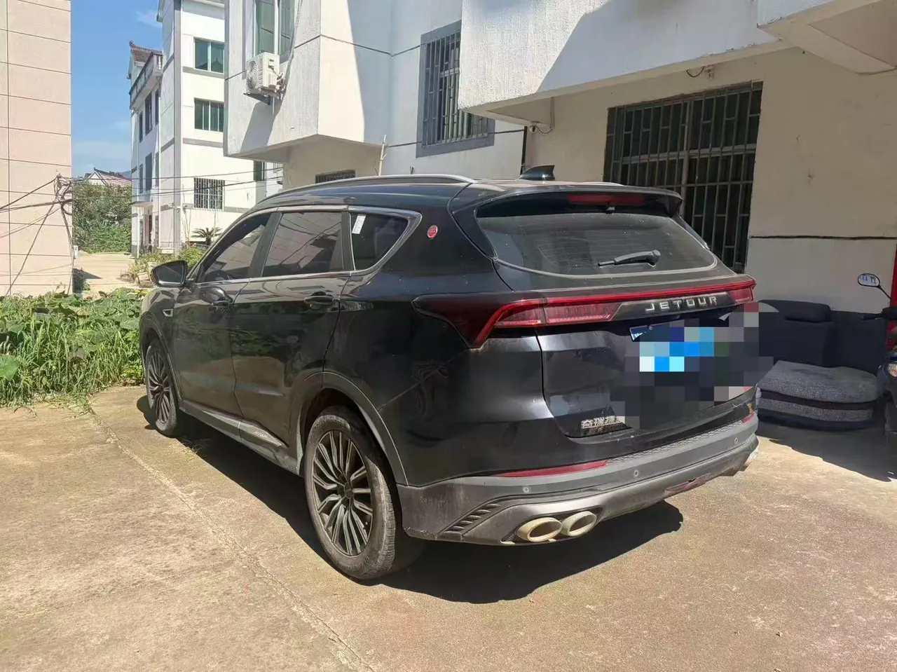 Jetour 2024 X70 PLUS 1.5T Champion Edition MAX5 Automatic Gear 2