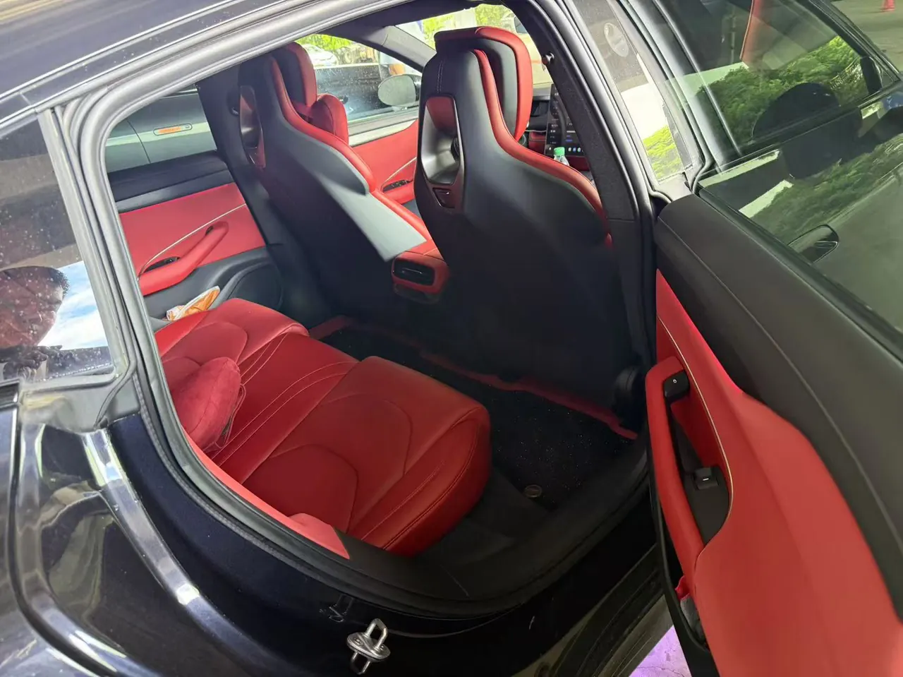 MI 2024 SU 7 700km Rear Drive Long Endurance Smart Driving Edition Automatic Gear 6