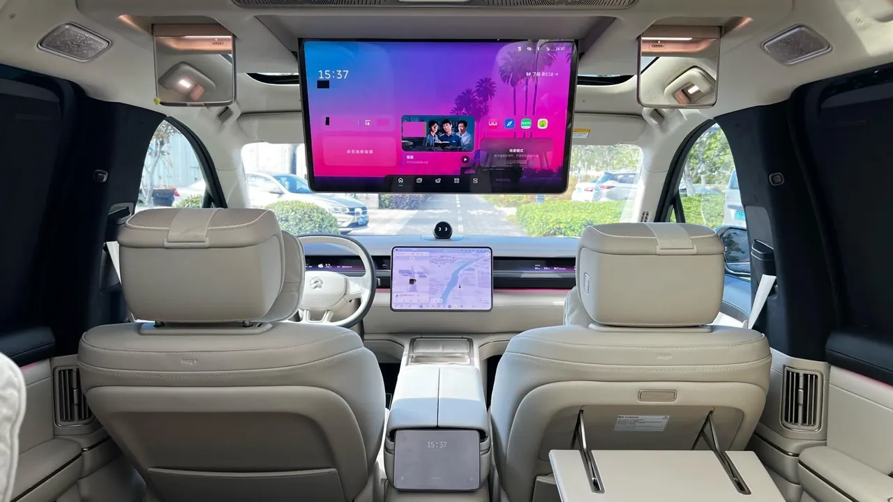 NIO 2026 ES8 6‑Seater Executive Signature Edition Automatic Transmission 5