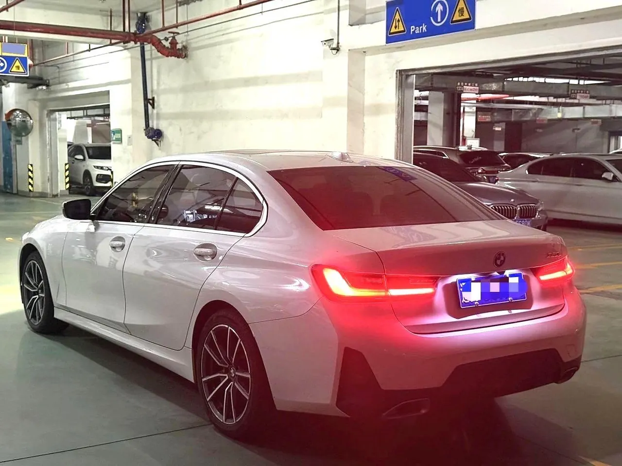 BMW 3 Series 2023 325Li 2.0T M Sports Suit Automatic Gear 5