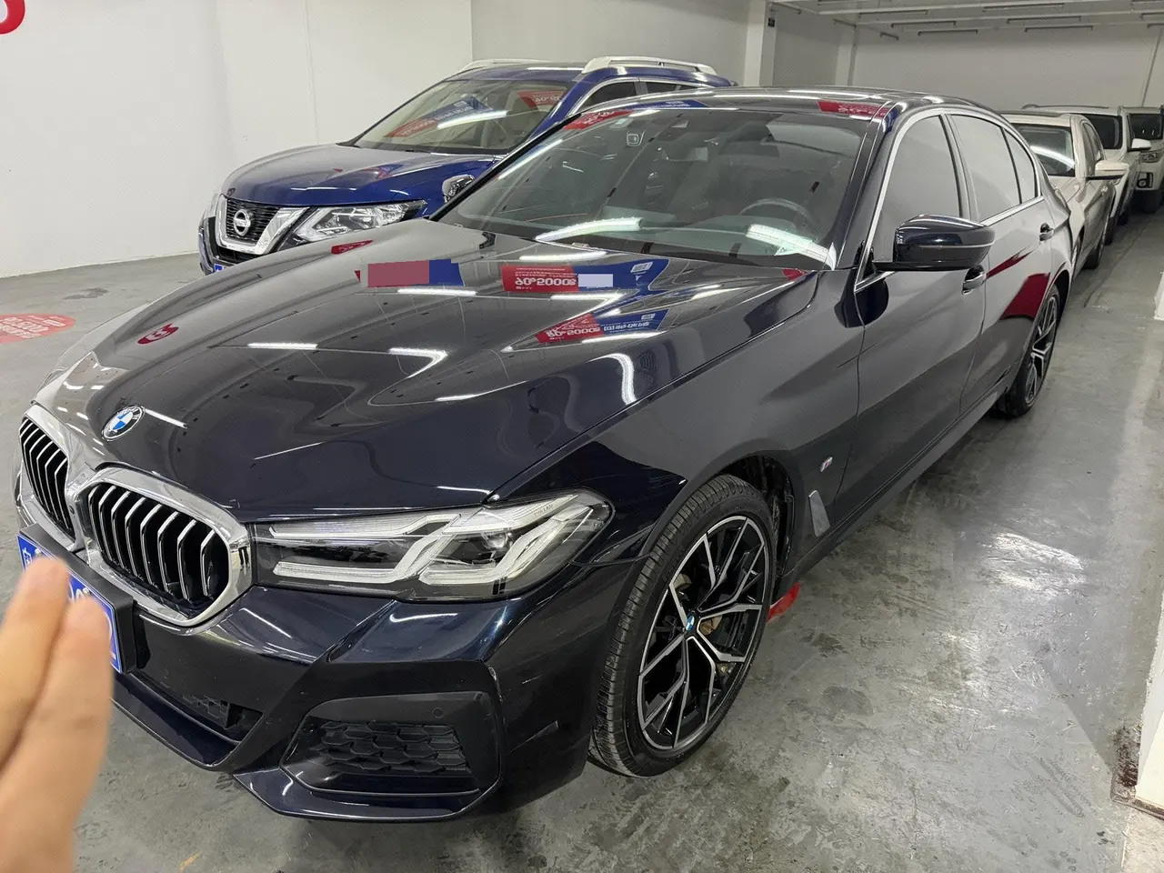 打开图片灯箱:BMW 5 Series 2022 530Li 2.0T Exclusive M Sports Suit (Change 2) Automatic Gear