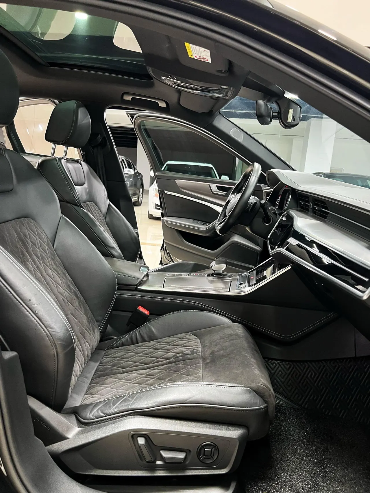 Audi 2022 A6L 48V 3.0TFSI 55TFSI Quattro enjoy dynamic automatic transmission 6
