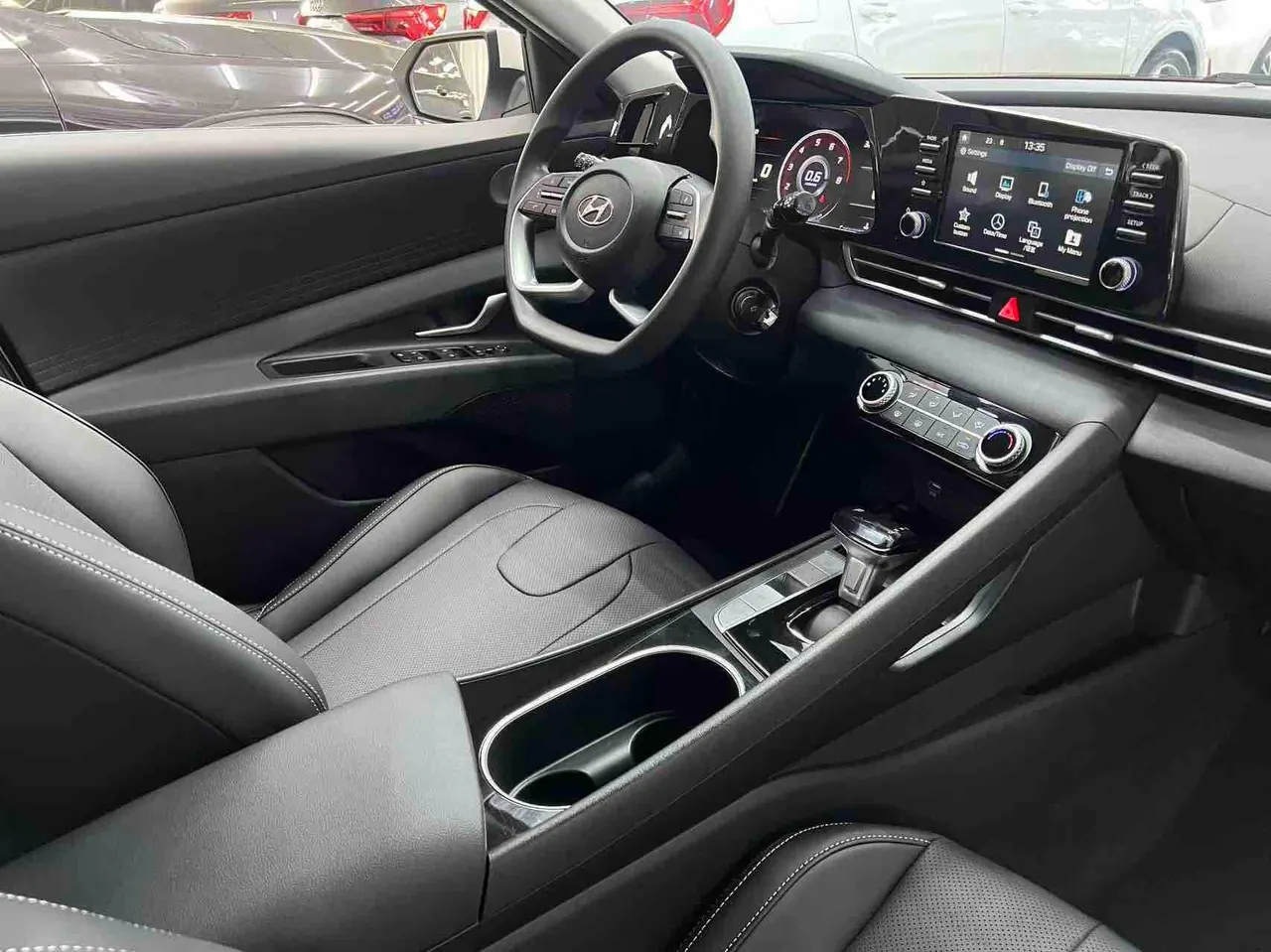 Hyundai 2023 Elantra -3-compartment 1.5 Stepless GLS Leading Edition Automatic Gear 16