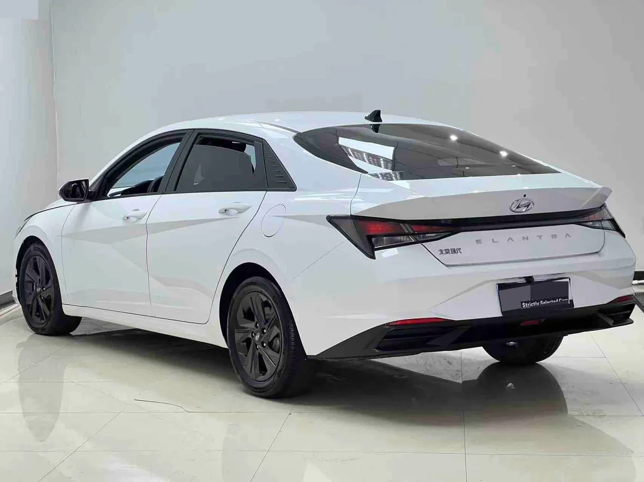 Hyundai 2023 Elantra -3-compartment 1.5 Stepless GLS Leading Edition Automatic Gear 6