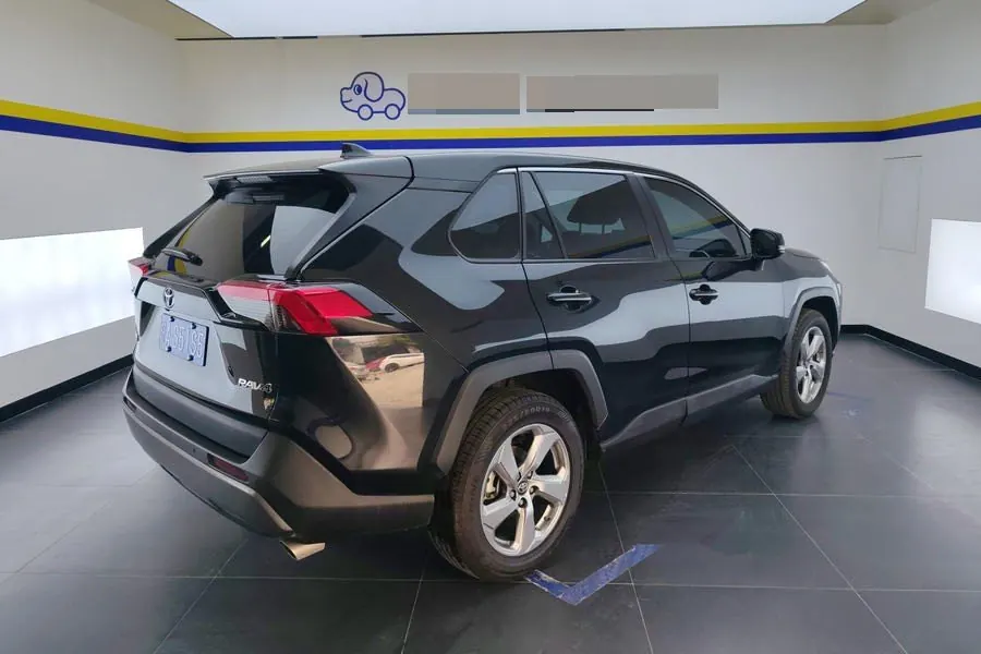 Toyota 2022 RAV4 Rongbo 2.0 Stepless Two-Drive Fashion Plus Edition Automatic Gear 2