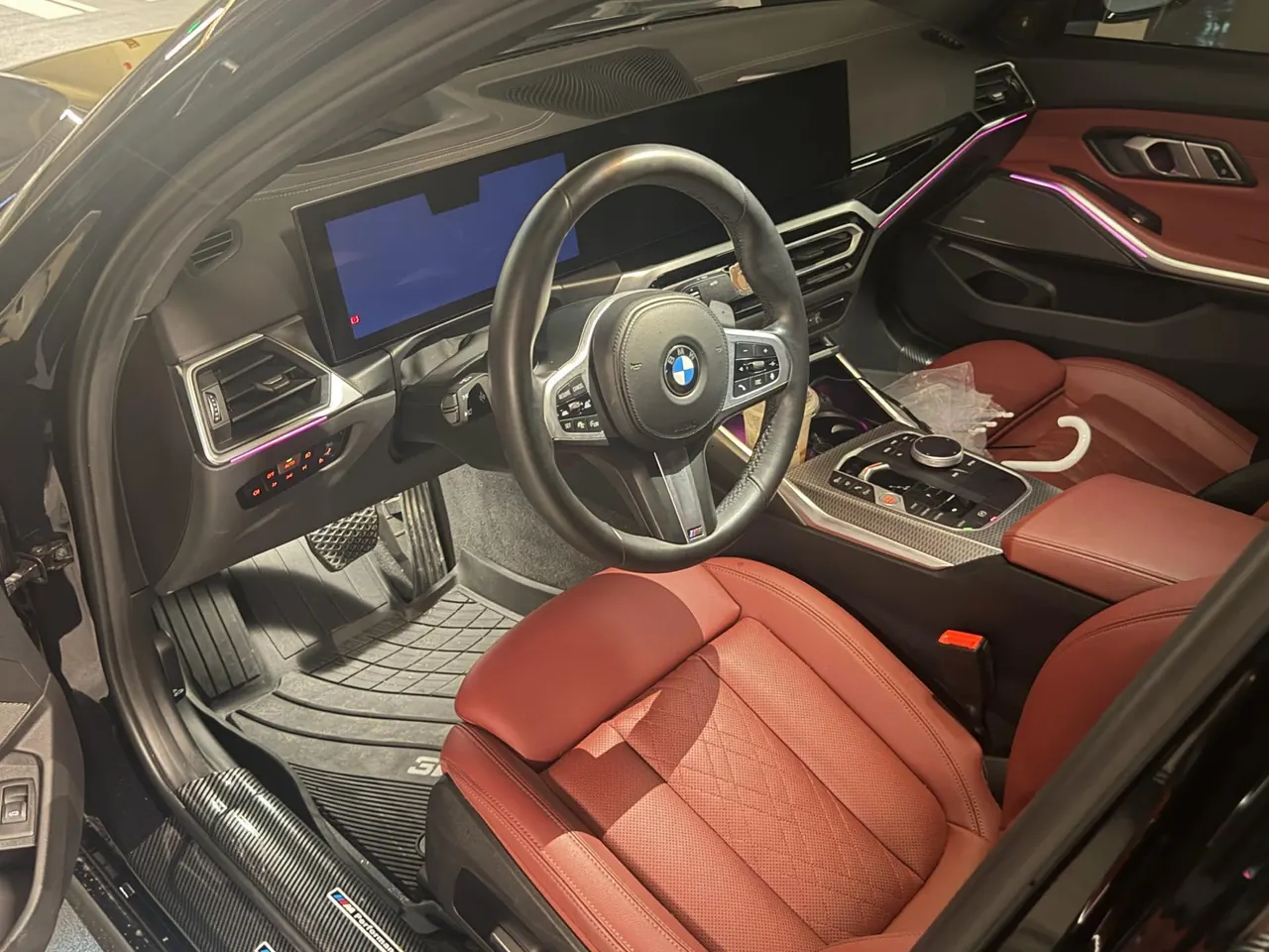 BMW 3 Series 2023 330Li 2.0T M Sports Obsidian Night Suit Automatic Gear 7