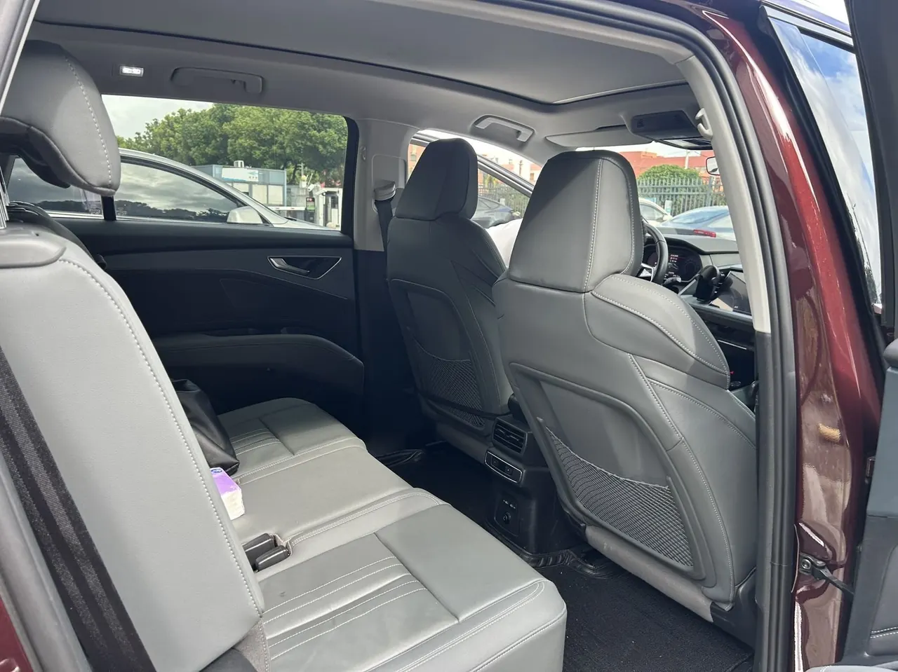 Audi 2022 Q5 e-tron 40-star royal suit automatic gear 6
