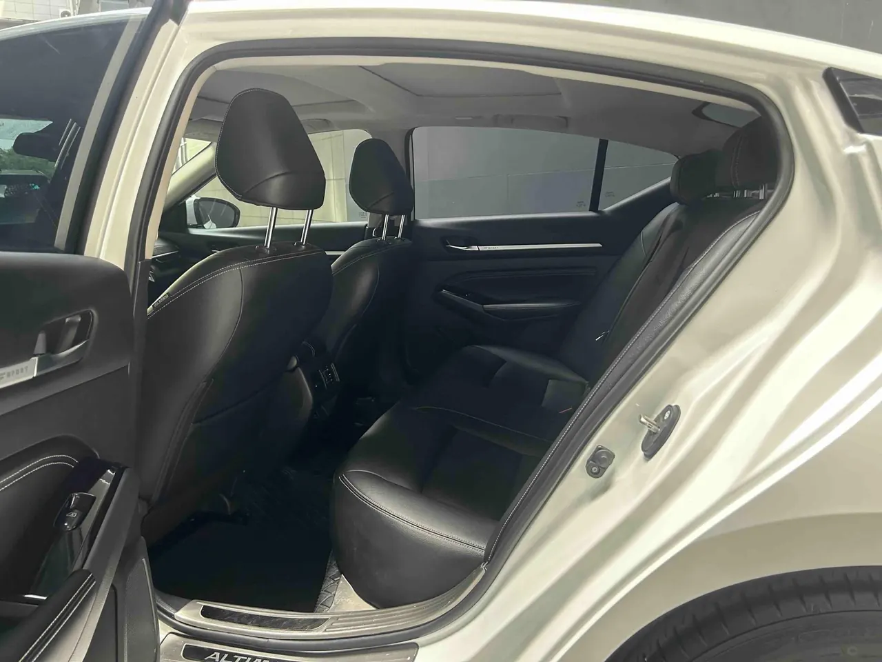 Nissan 2022 Teana 2.0 Stepless XL-TLS Pleasant Edition Automatic Gear 5