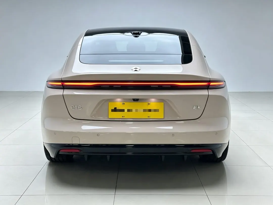 NIO 2025 ET5 75kWh automatic transmission 3