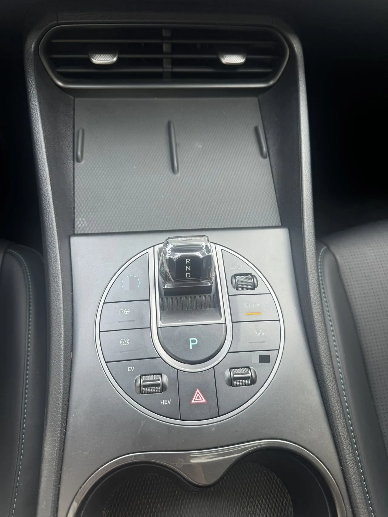 BYD 2025 seals 05 DM-i 1.5 stepless smart driving version 120KM flagship automatic gear 4