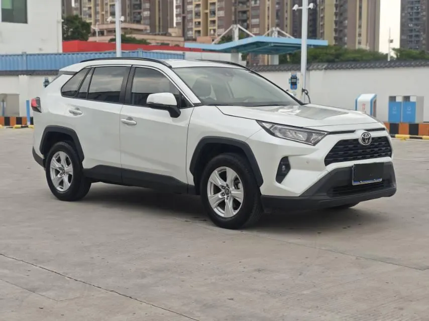 Toyota 2023 RAV4 Rongbo 2.0 Stepless Two-Drive City Edition Automatic Gear 2