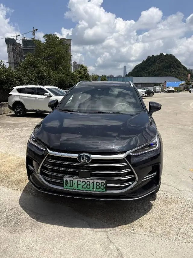 BYD Tang New Energy 2023 Tang DM-i 1.5T Stepless 112KM Champion Edition Honorable Automatic Gear 2