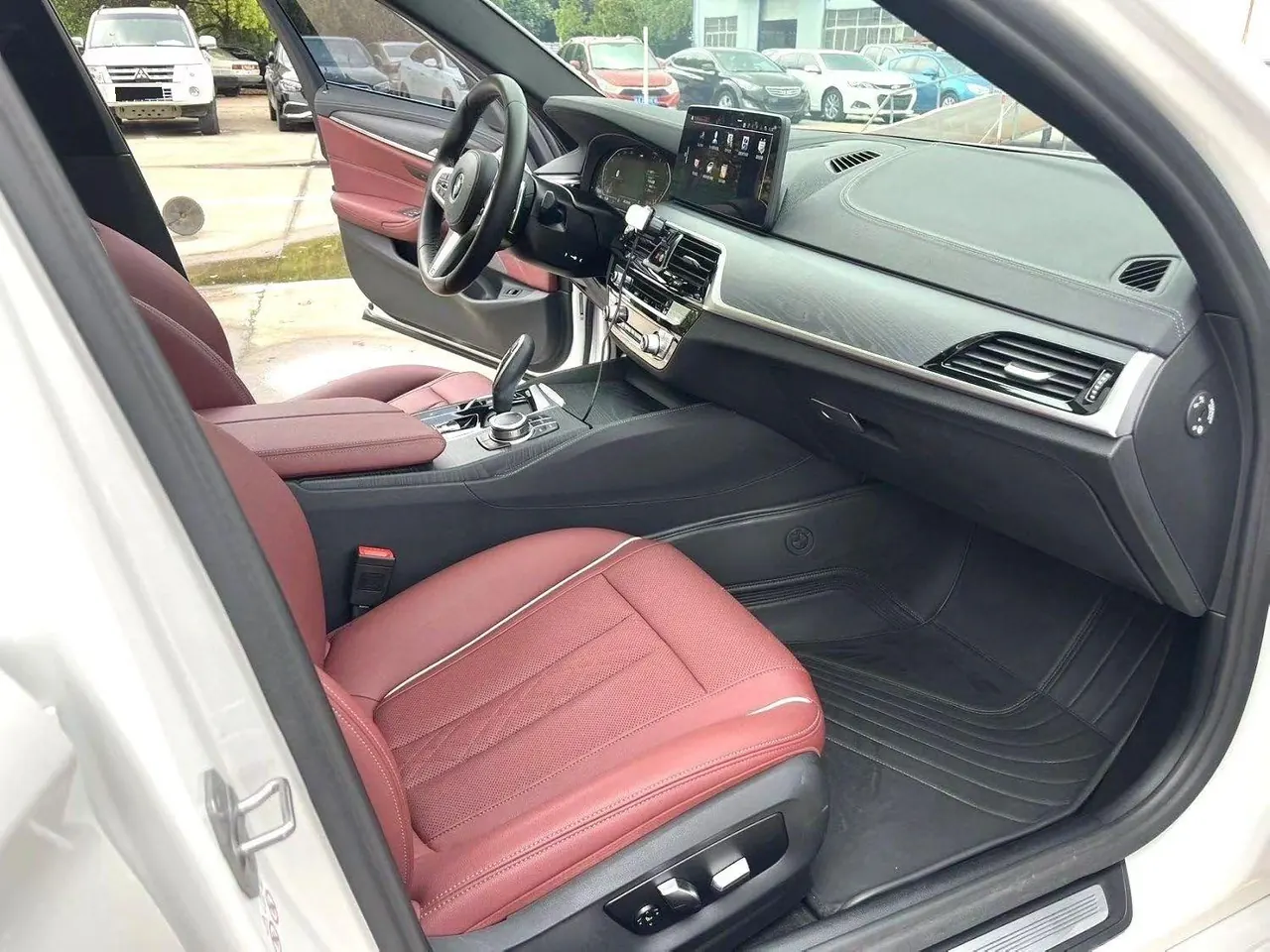 BMW 5 Series 2022 530Li 2.0T Leading M Sports Suit (Change 2) Automatic Gear 7