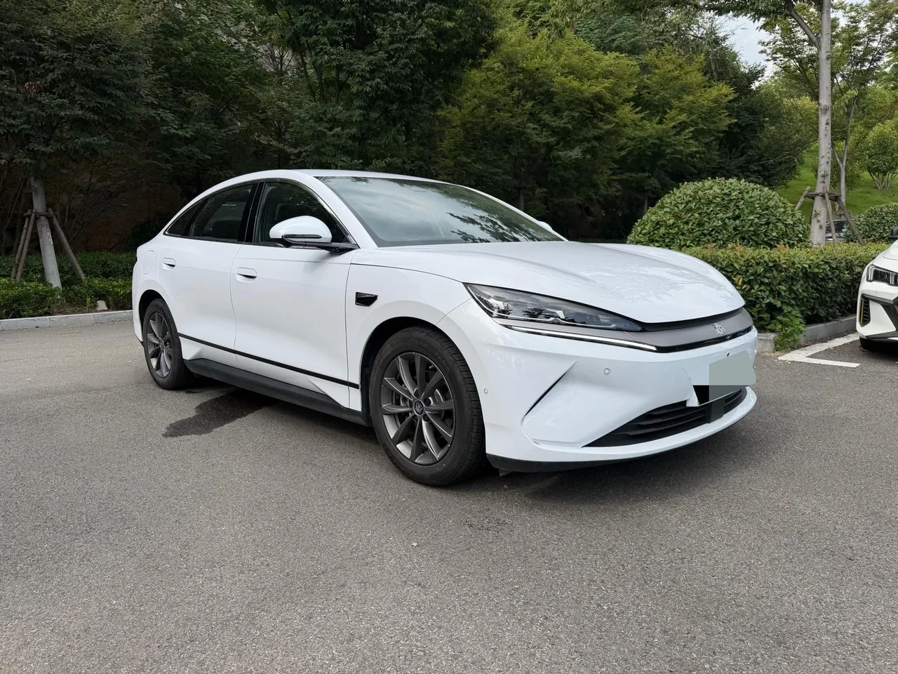 BYD 2025 Qin L EV 545KM Exceed automatic gear 3