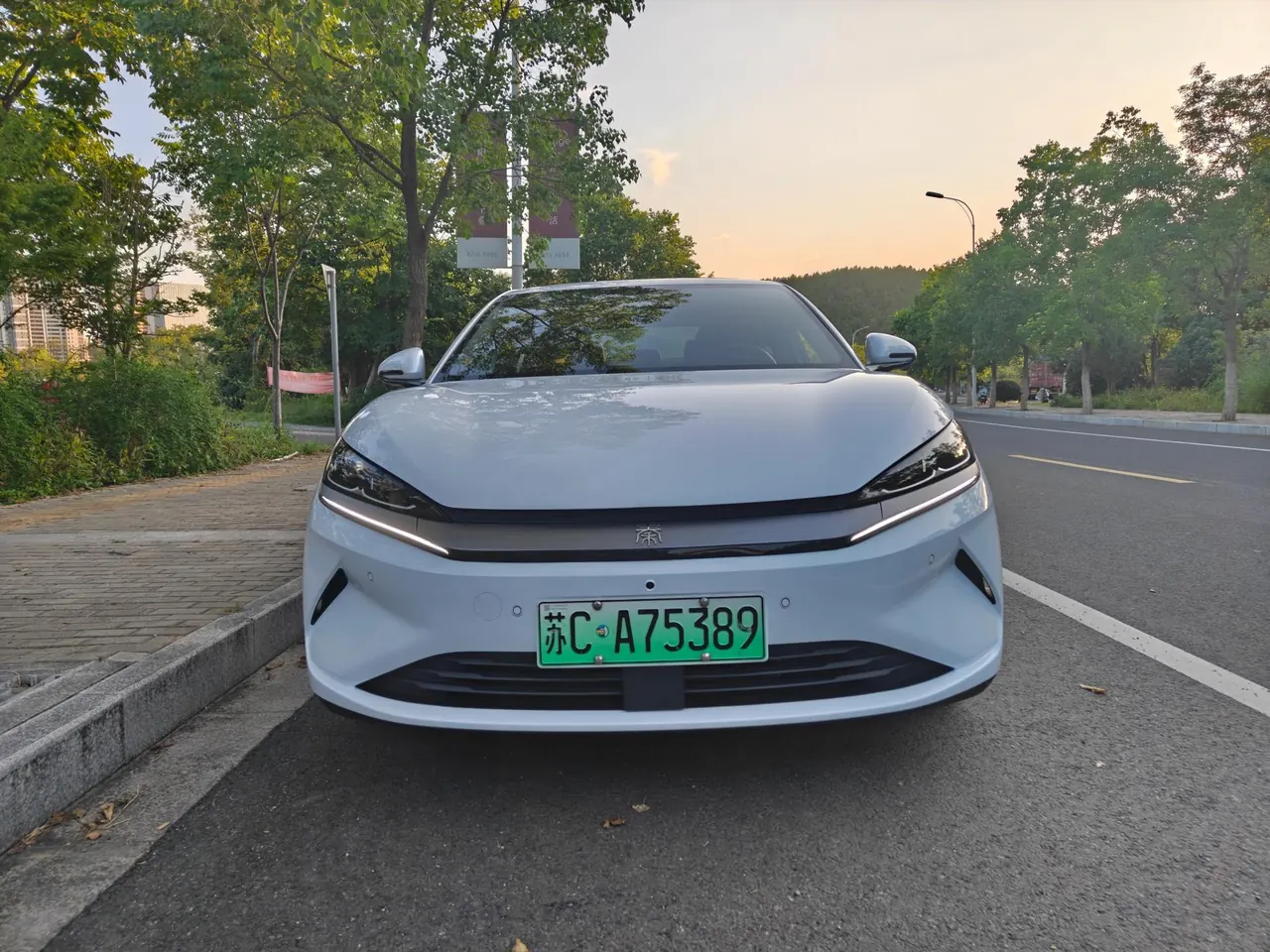 BYD 2025 Qin L EV 545KM Exceed automatic gear 8