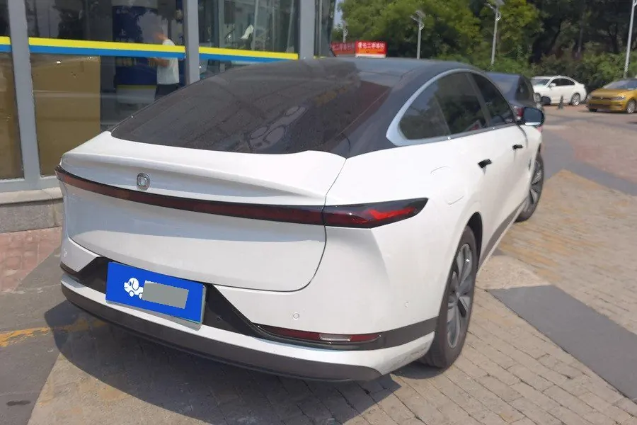 QiYuan 2025 A07 Blue Whale Pure Electric Edition 525 Smart Driving Luxury Automatic Gear 2