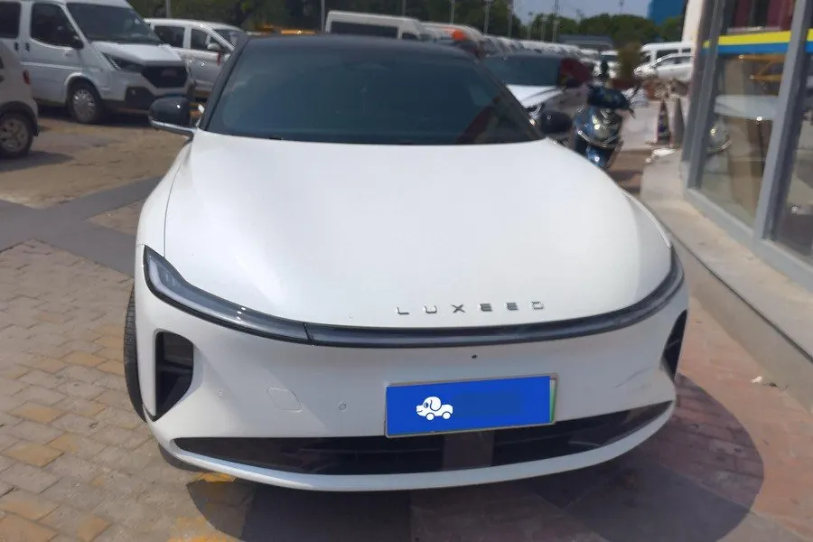 QiYuan 2025 A07 Blue Whale Pure Electric Edition 525 Smart Driving Luxury Automatic Gear 3