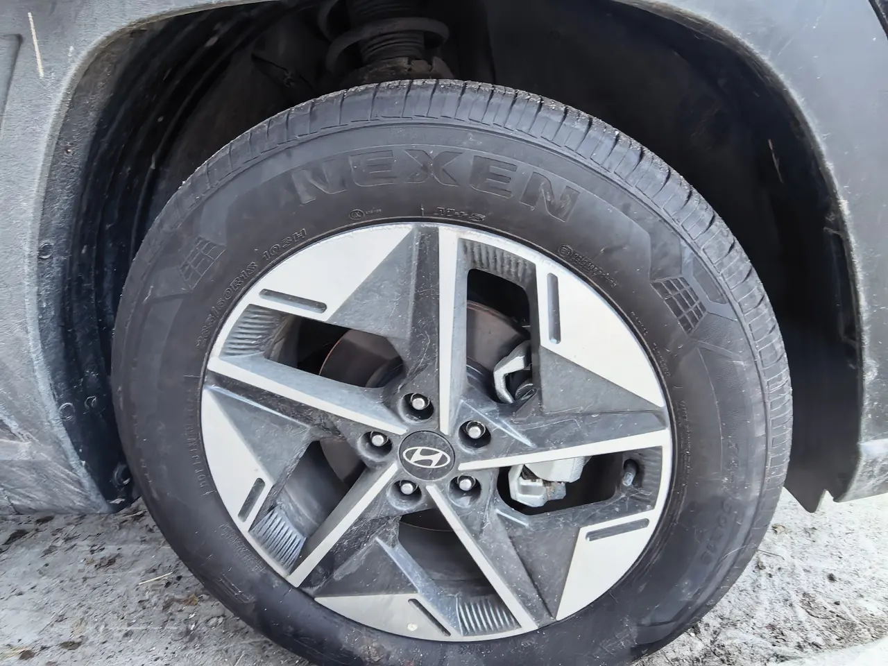 Hyundai 2025 Tousheng L 1.5T Elite Automatic Gear 4