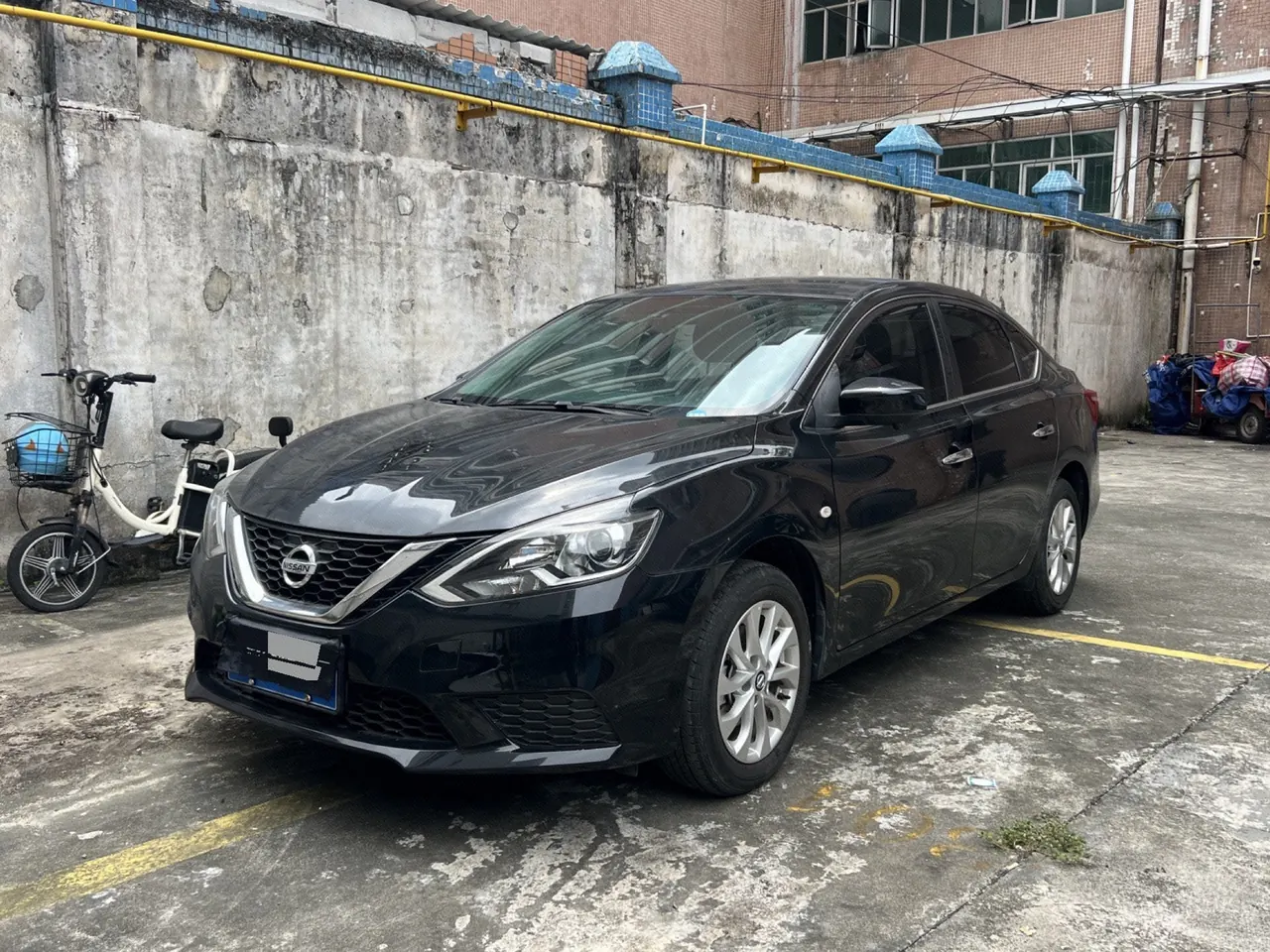 Open image lightbox: Nissan 2022 Sylphy Classic 1.6 Stepless XE Comfort Edition Automatic Gear
