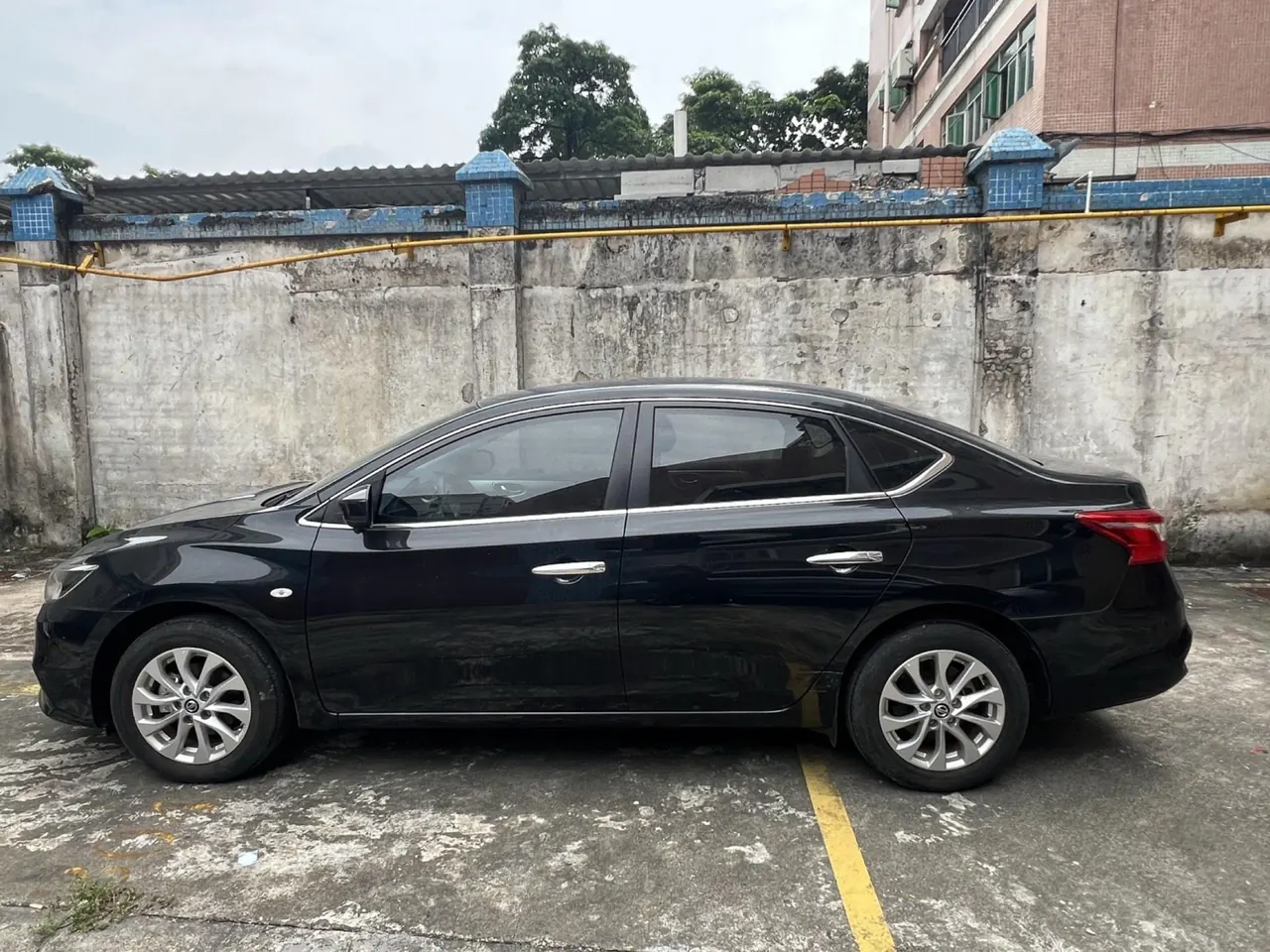 Nissan 2022 Sylphy Classic 1.6 Stepless XE Comfort Edition Automatic Gear 3
