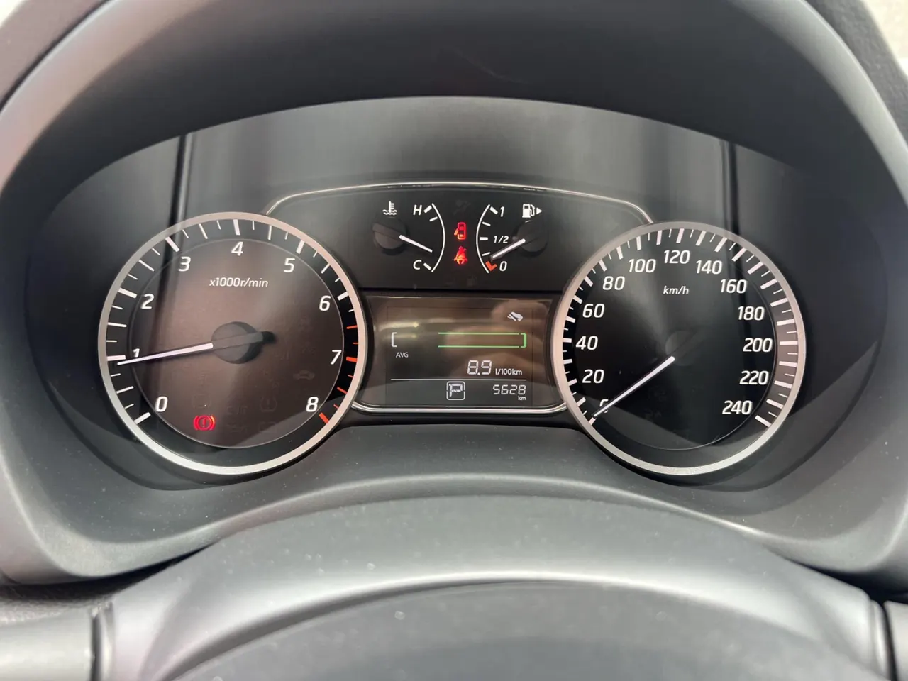 Nissan 2022 Sylphy Classic 1.6 Stepless XE Comfort Edition Automatic Gear 9