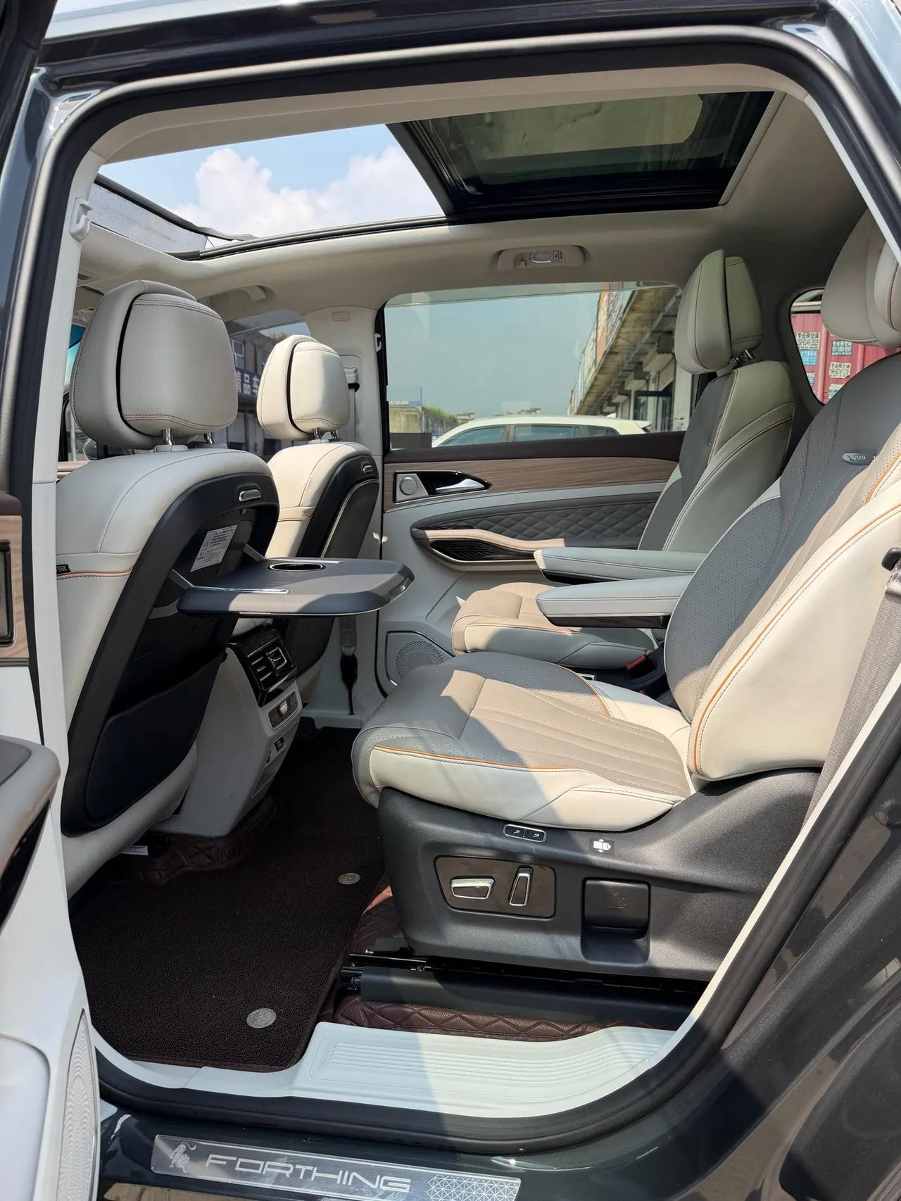 The popular 2022 yacht 1.5T moon version automatic gear 6