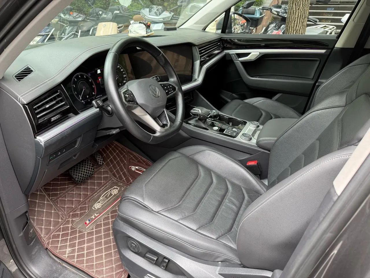 Volkswagen Touareg (Imported) 2022 Touareg 2.0TSI Sharp Edition Automatic Gear 2