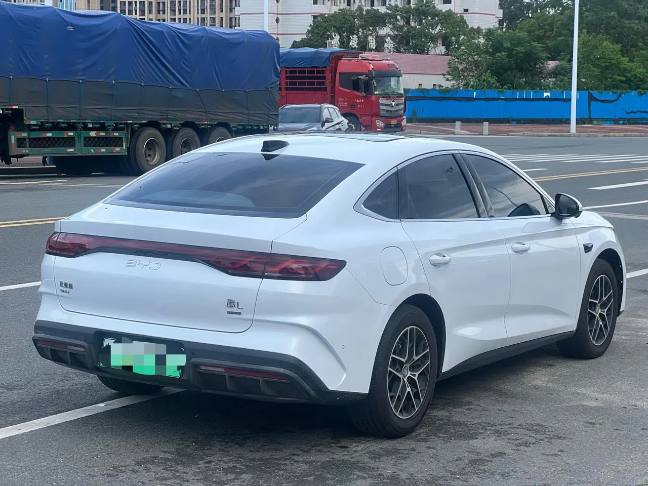 BYD 2026 Qin L DM-i 1.5 stepless 210KM Exceed automatic gear 4