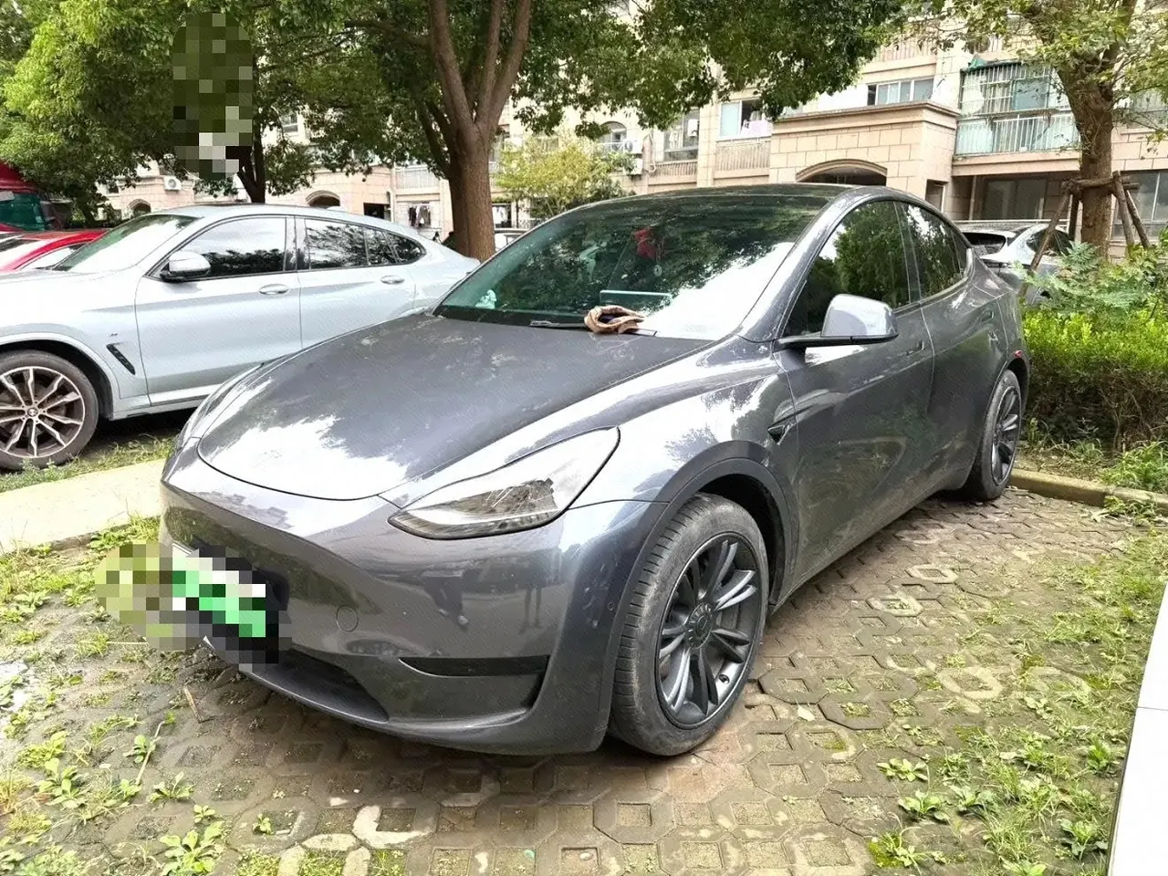 打开图片灯箱：Tesla 2022 Model Y rear-wheel drive version automatic transmission