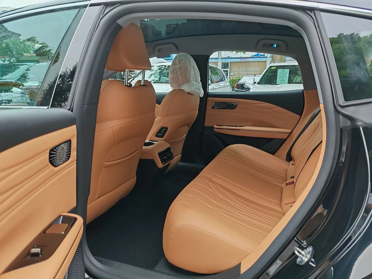 Geely Galaxy 2025 Xingyao 8 EM-i 1.5 130km Premium Edition Automatic Gear 5
