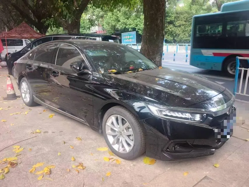 Honda 2023 11th Generation Accord 1.5T Stepless 260TURBO Deluxe Automatic Gear 3