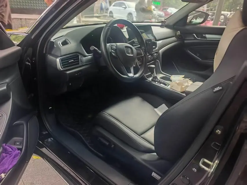 Honda 2023 11th Generation Accord 1.5T Stepless 260TURBO Deluxe Automatic Gear 5