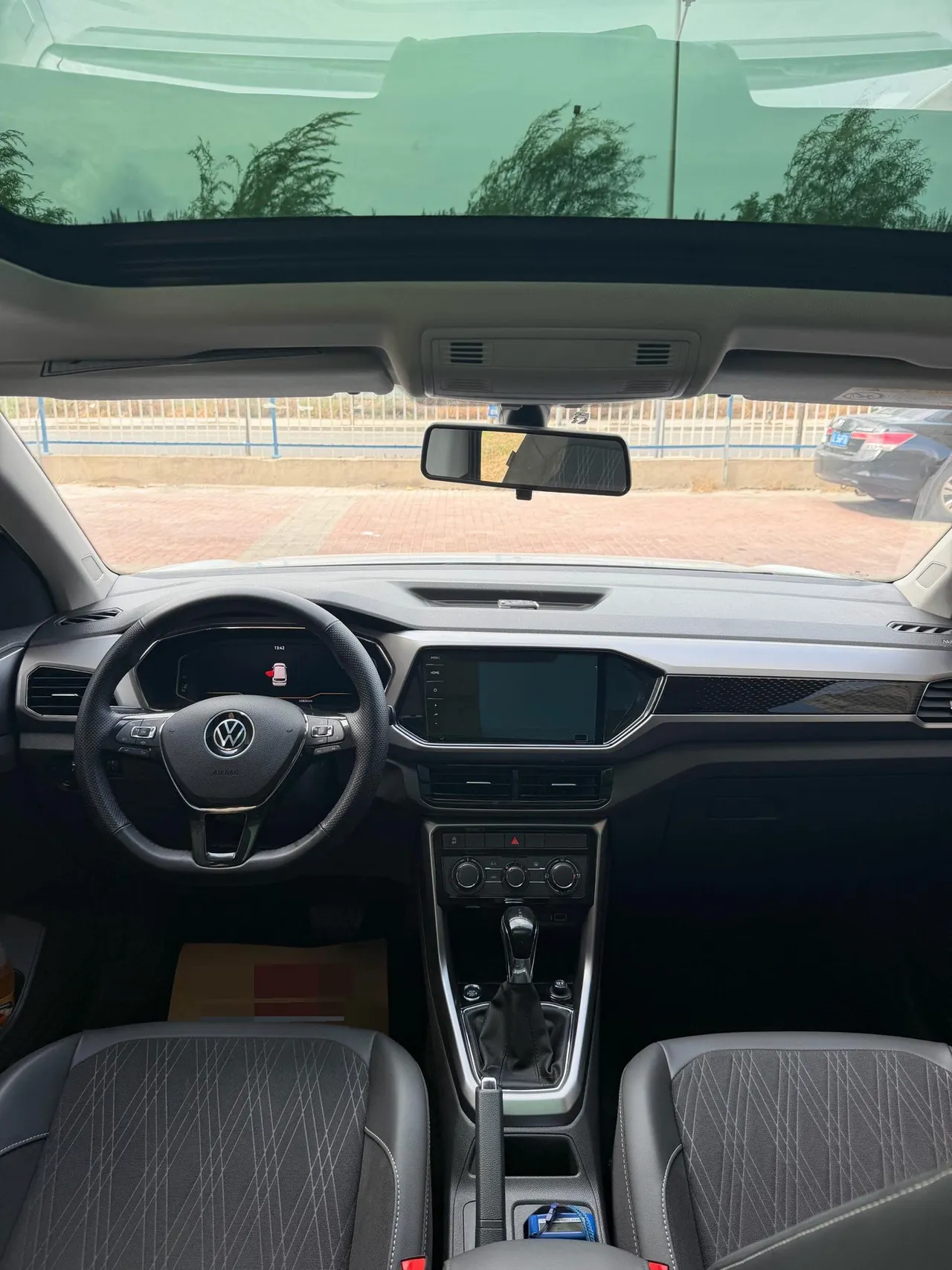 Volkswagen 2023 T-Cross (Tujia) 1.5 Comfort Edition Automatic Gear 14