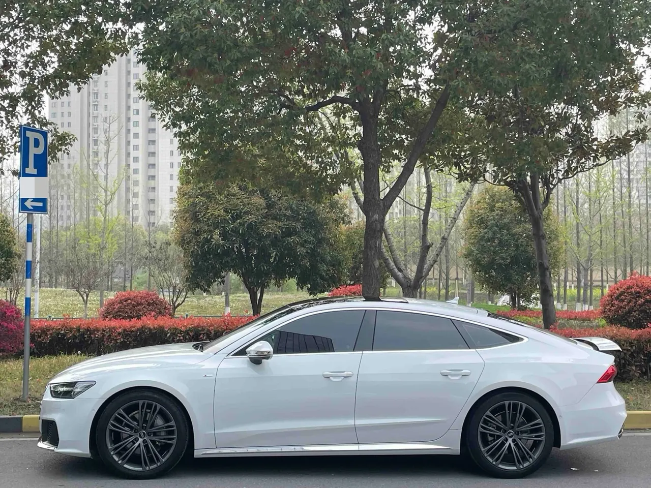 Audi A7 (Imported) 2023 A7 Sportback 2.0TFSI 45TFSI Automatic Gear Selection 3