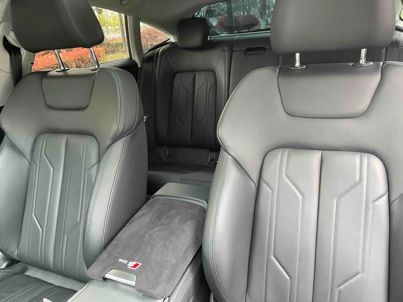 Audi A7 (Imported) 2023 A7 Sportback 2.0TFSI 45TFSI Automatic Gear Selection 5