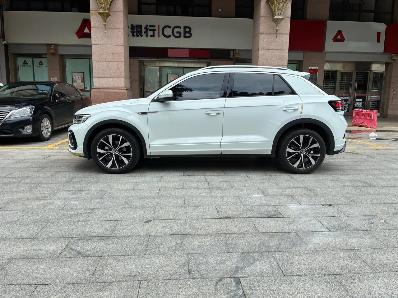 Volkswagen 2023 Tange 1.5TSI 300TSI Two-Drive Chen Guang Edition Automatic Gear 4