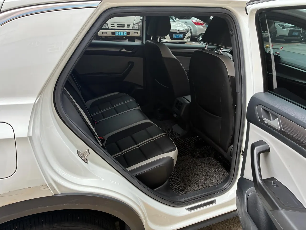 Volkswagen 2023 Tange 1.5TSI 300TSI Two-Drive Chen Guang Edition Automatic Gear 8