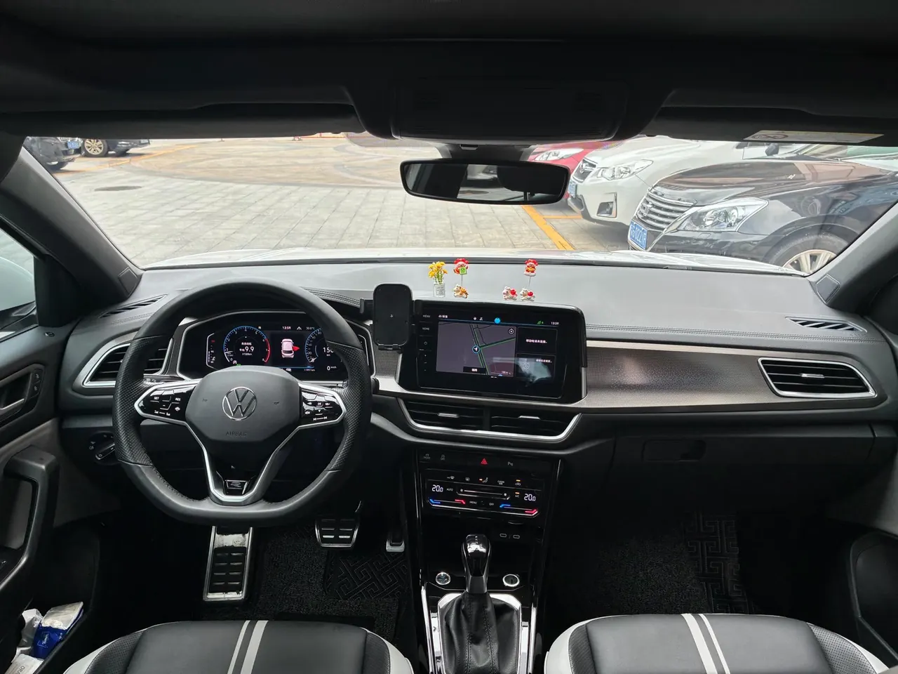 Volkswagen 2023 Tange 1.5TSI 300TSI Two-Drive Chen Guang Edition Automatic Gear 9