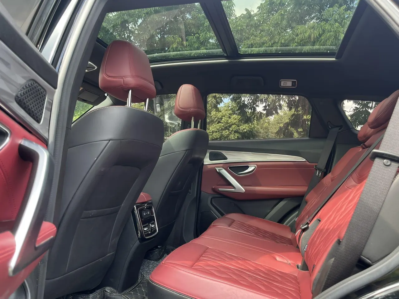 Jetour 2023 X70 PLUS 1.5T Brave PLUS5 Automatic Gear 6