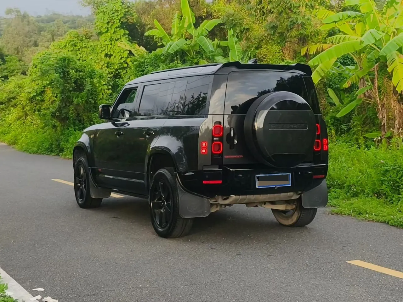 Land Rover Guard (Imported) 2023 Guard 110 48V 3.0T P400 X-DYNAMIC HSE (Modified) Automatic Gear 7