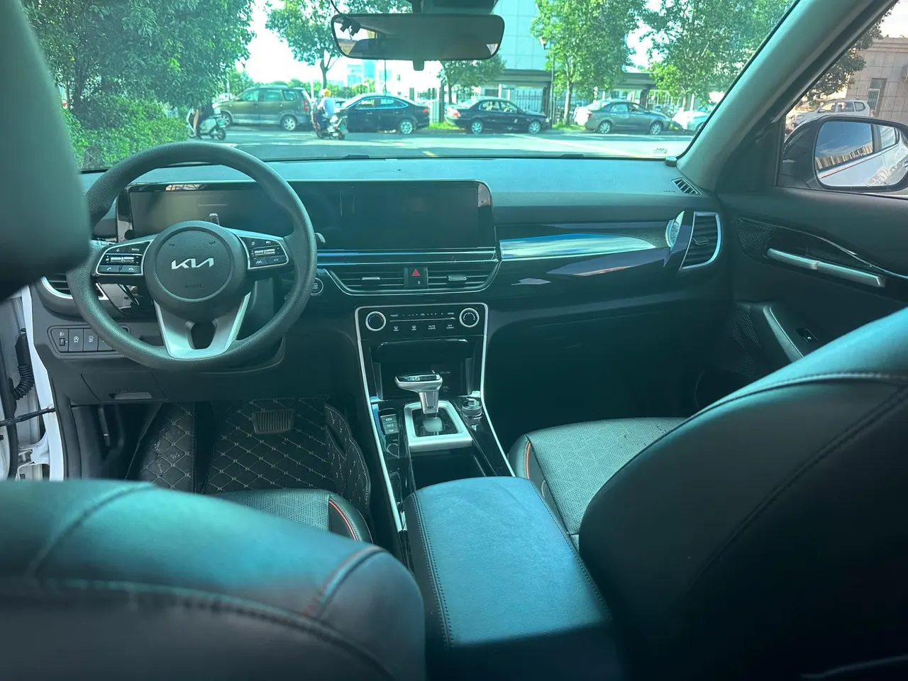 Kia 2023 Setus 1.5 Stepless Deluxe Edition Automatic Transmission 9