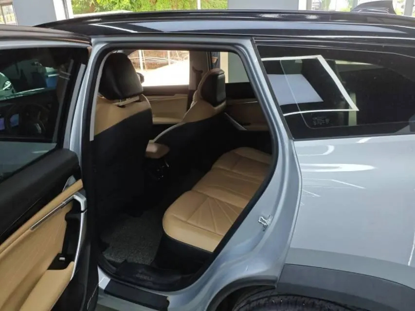Geely 2023 Boyue L 1.5TD Honorable Automatic Transmission 5