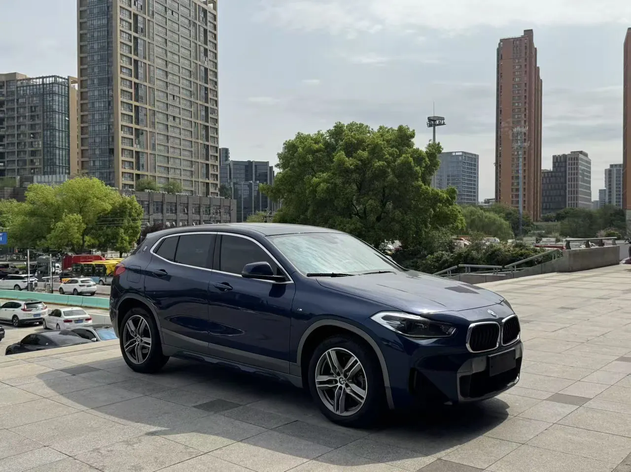BMW 2020 X2 sDrive25i 2.0T Leading M Off-road Suit Automatic Gear 3