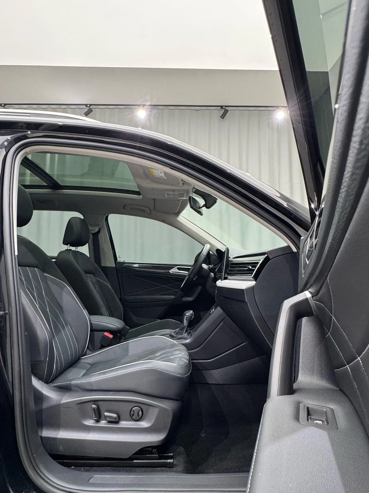 Volkswagen 2023 Tiguan L 1.4TSI 280TSI Tide Creation Limited Edition Automatic Gear 8