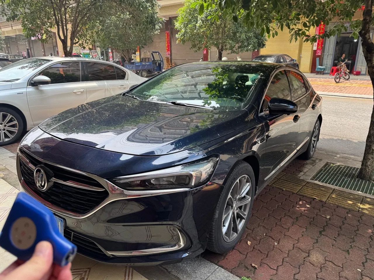 Open image lightbox: Buick 2021 LaCrosse 2.0T 652T Luxury Automatic