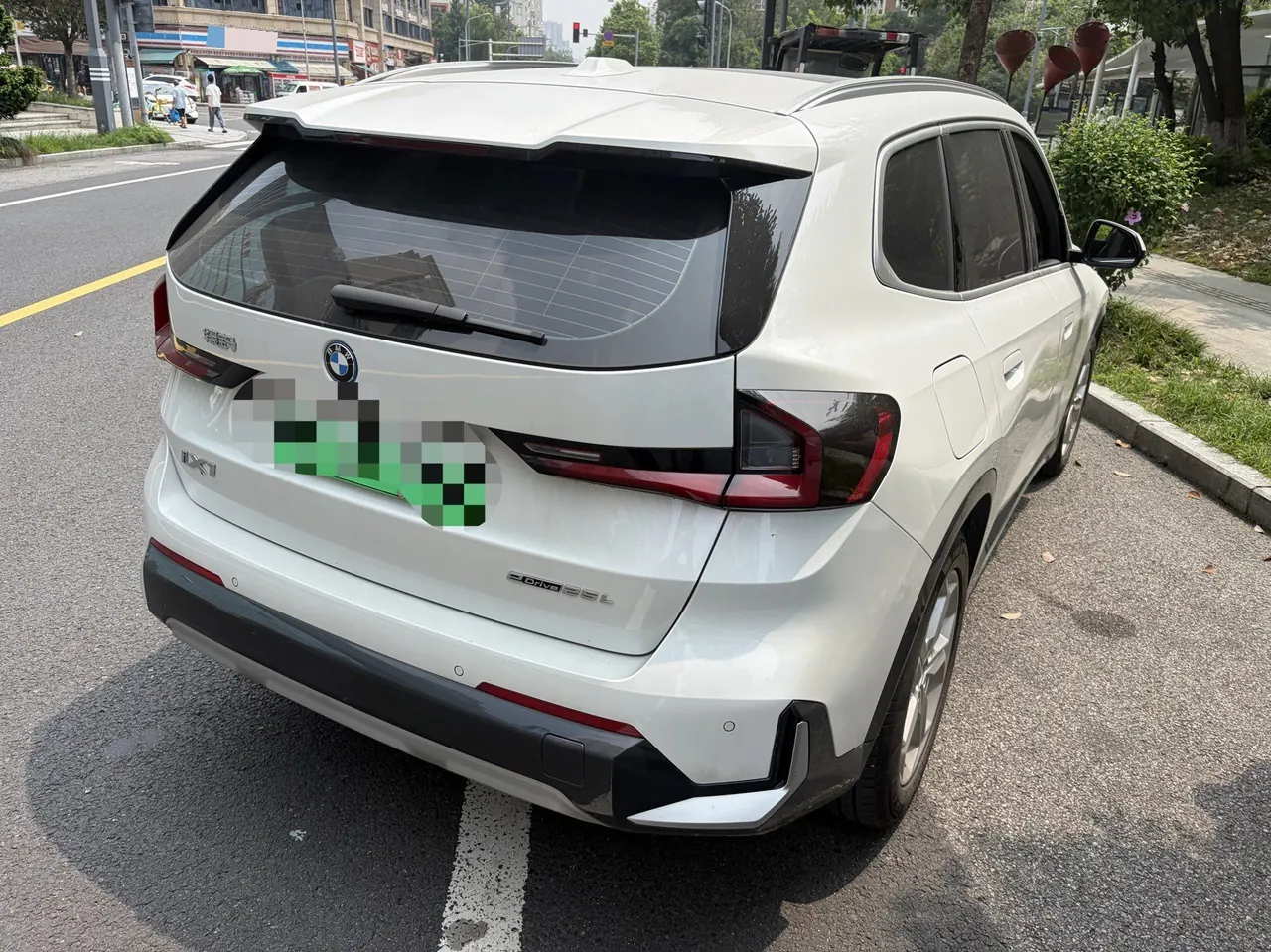 BMW 2023 iX1 eDrive25L eDrive25L X design set automatic gear 9